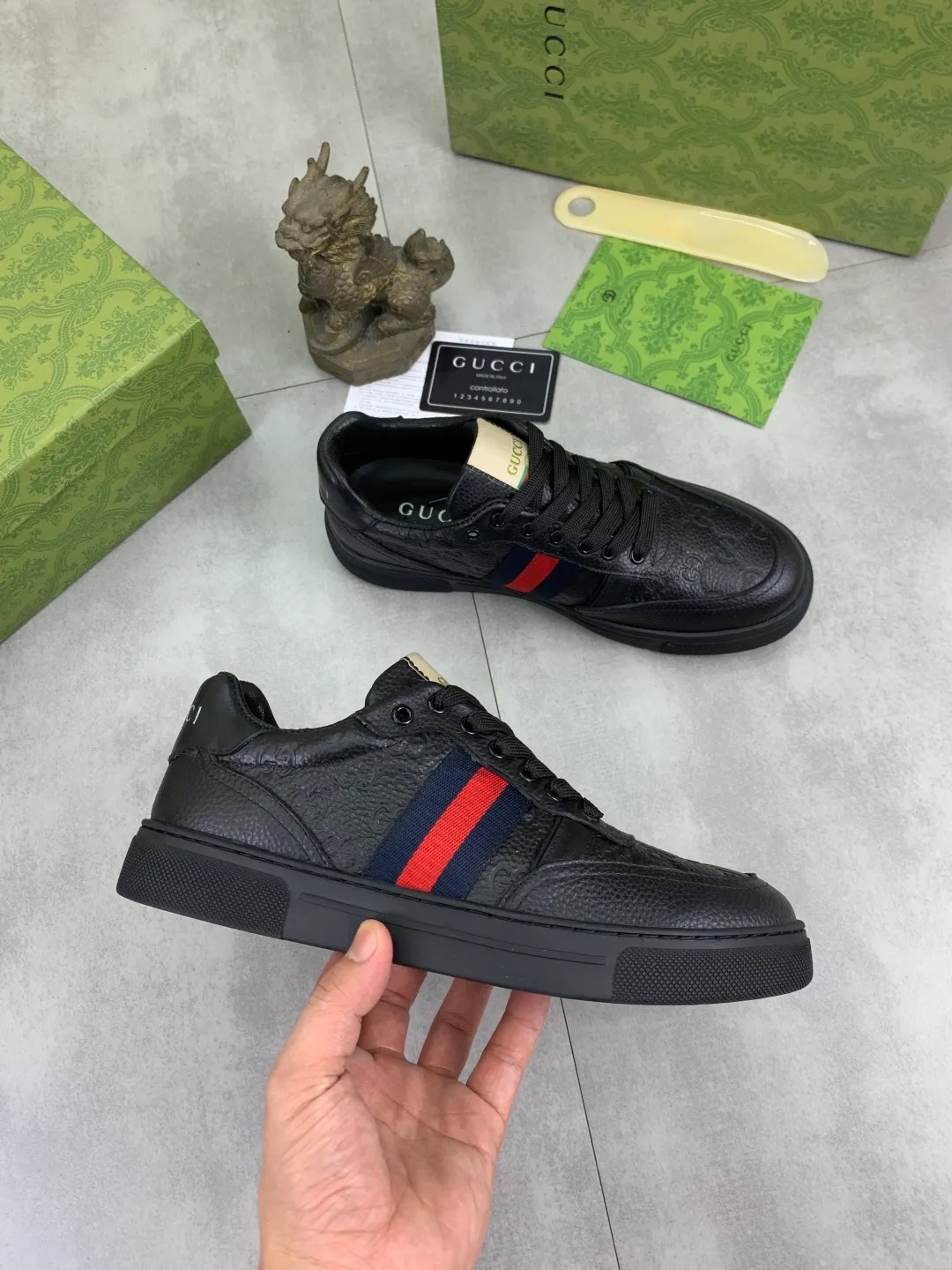 Men's shoes 💰P420 💰[New style]🆘 The latest model from Gucci GUCCI official website🎁Classic casual and fashionable men's shoes👟Best model💥The style is simple and elegant, exclusive for trendy men. Unique official website latest brand elements👑Gucci original decoration, fashionable and generous, original soft calfskin fabric➕Comfortable soft first-layer pigskin lining ✅The official website specifies the wear-resistant casual outsole, the classic model is taken in kind🎬Color: 4️⃣colors available😍Number: 38-44